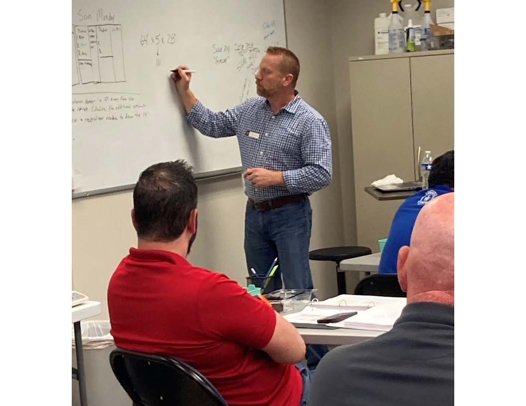 Field Lead Technician — runs onsite work, mentors apprentices, owns customer relationships